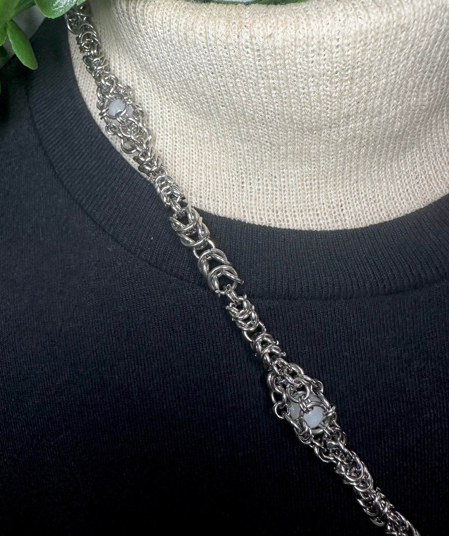 Moonstone Cage Chain w/ Wold Moon Pendant