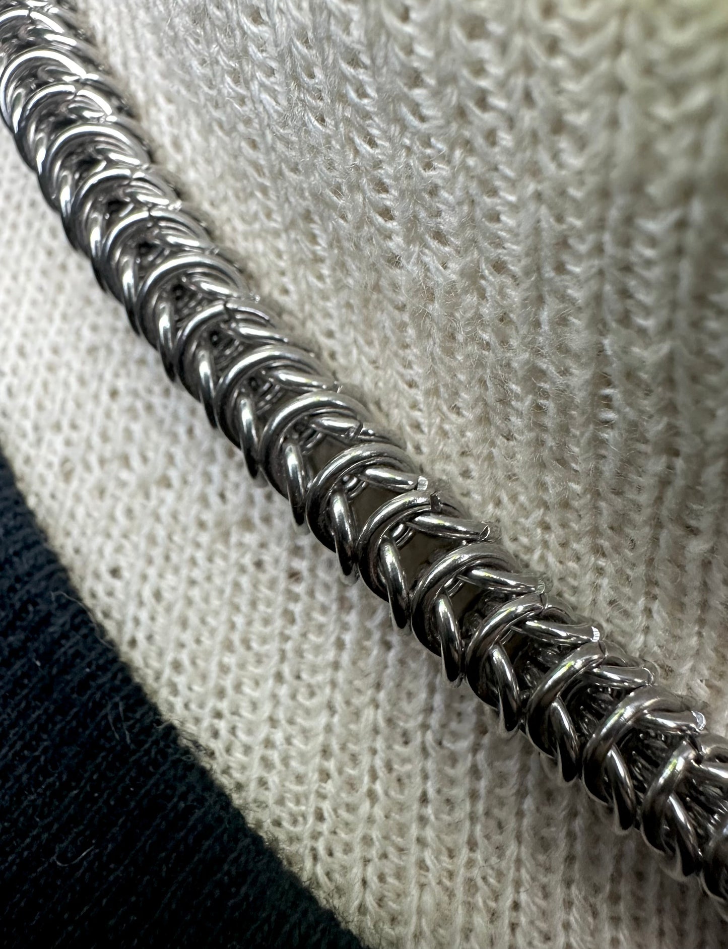 Box Chain Choker w/ Triquetra Pendant