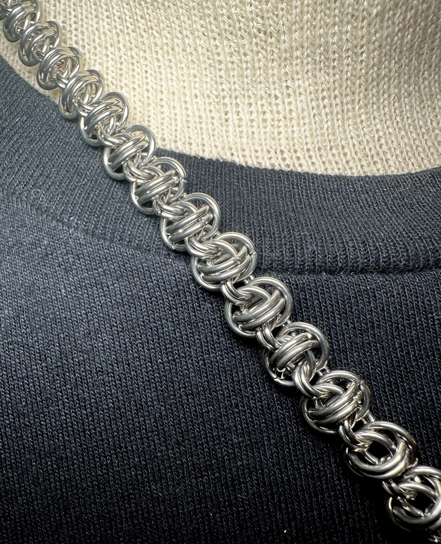 Barrel Wolf Chain w/ Axe Pendant