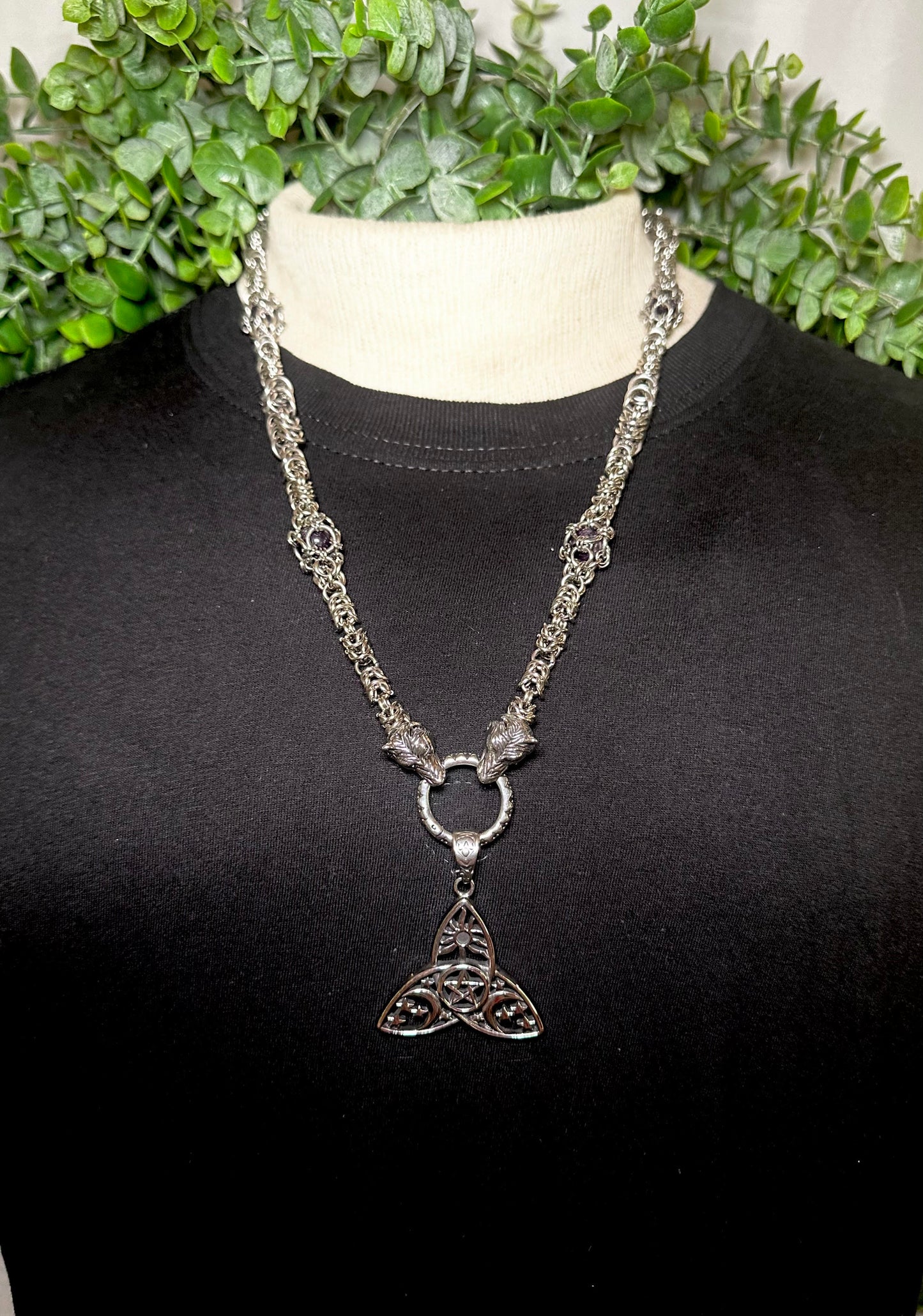 Cage Chain With Triquetra Pendant