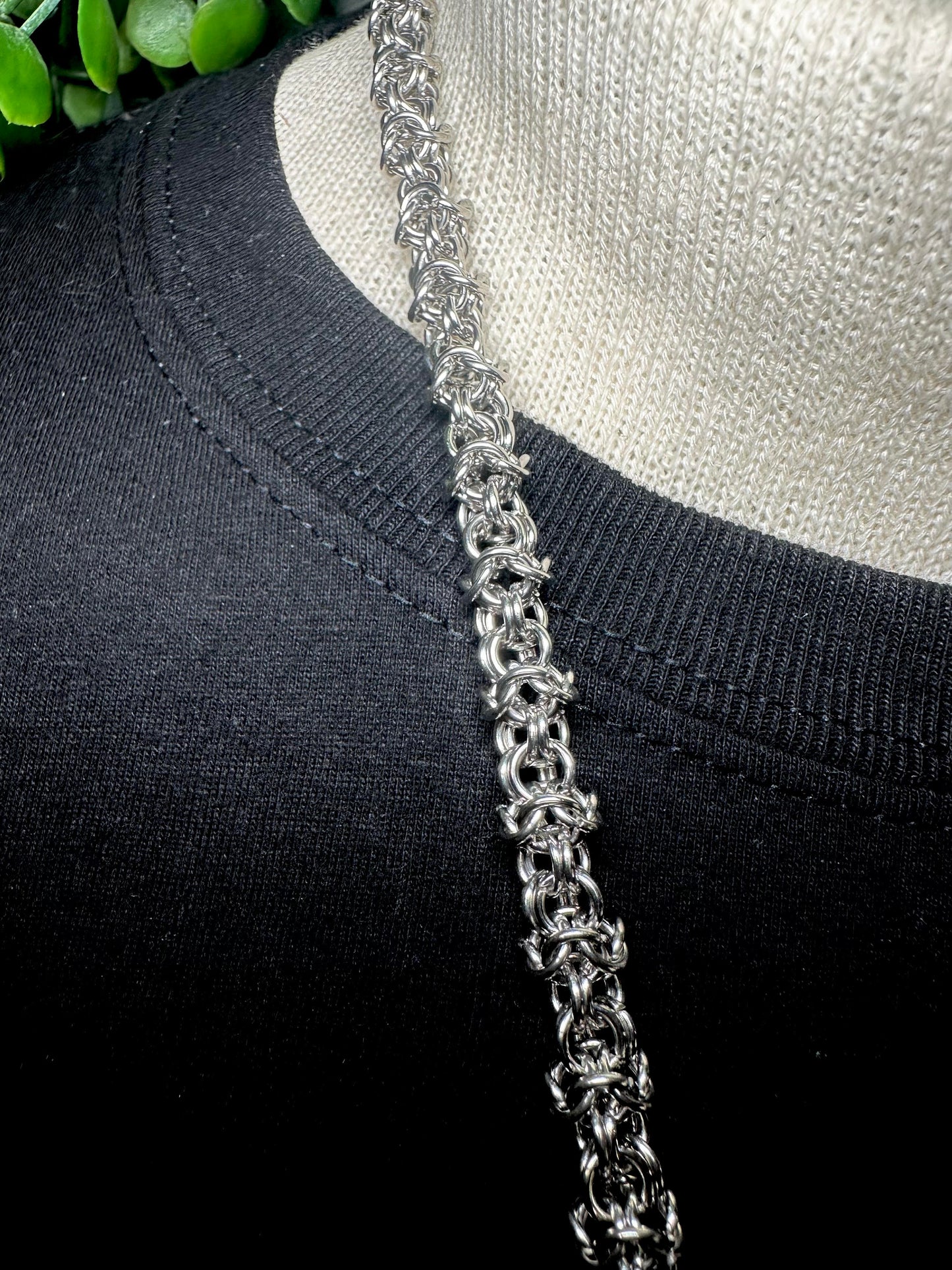 Chain With Mjolnir Pendant