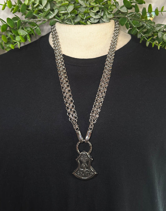 Hybrid Box Chain w/ Wolf Axe Head Pendant
