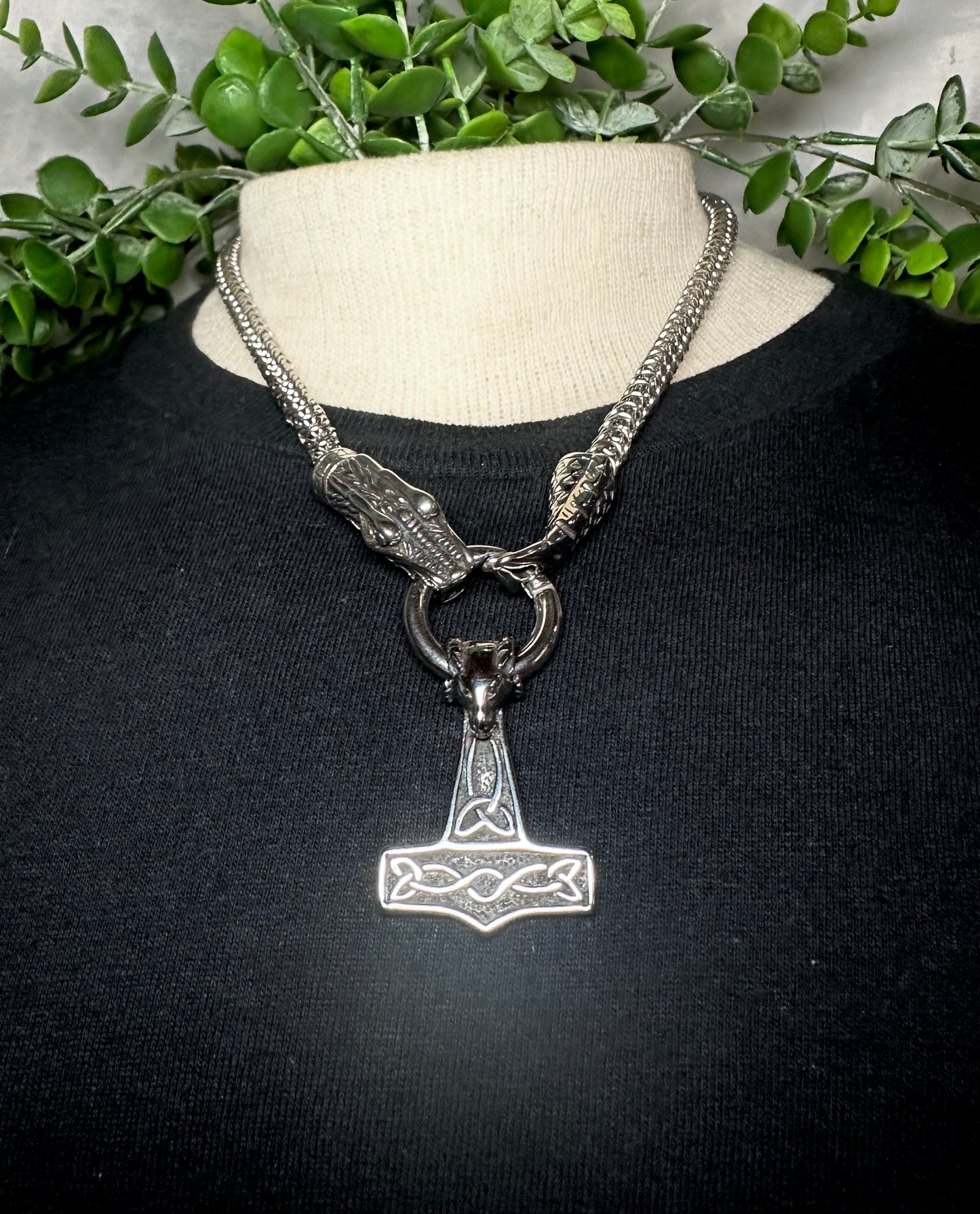 Box Chain w/ Ram Mjolnir