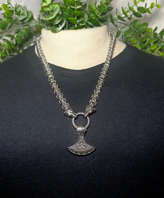 Barrel Wolf Chain w/ Axe Pendant