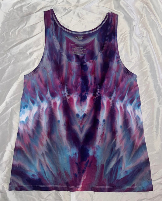 Incline Twist Tank